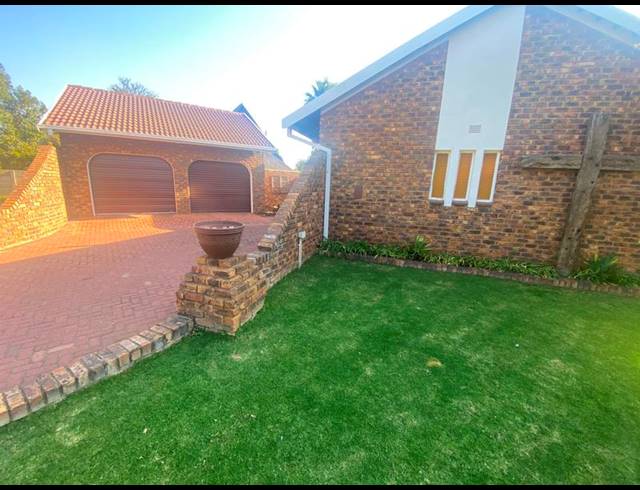 4 BEDROOM HOUSE FOR SALE IN KANONKOP
